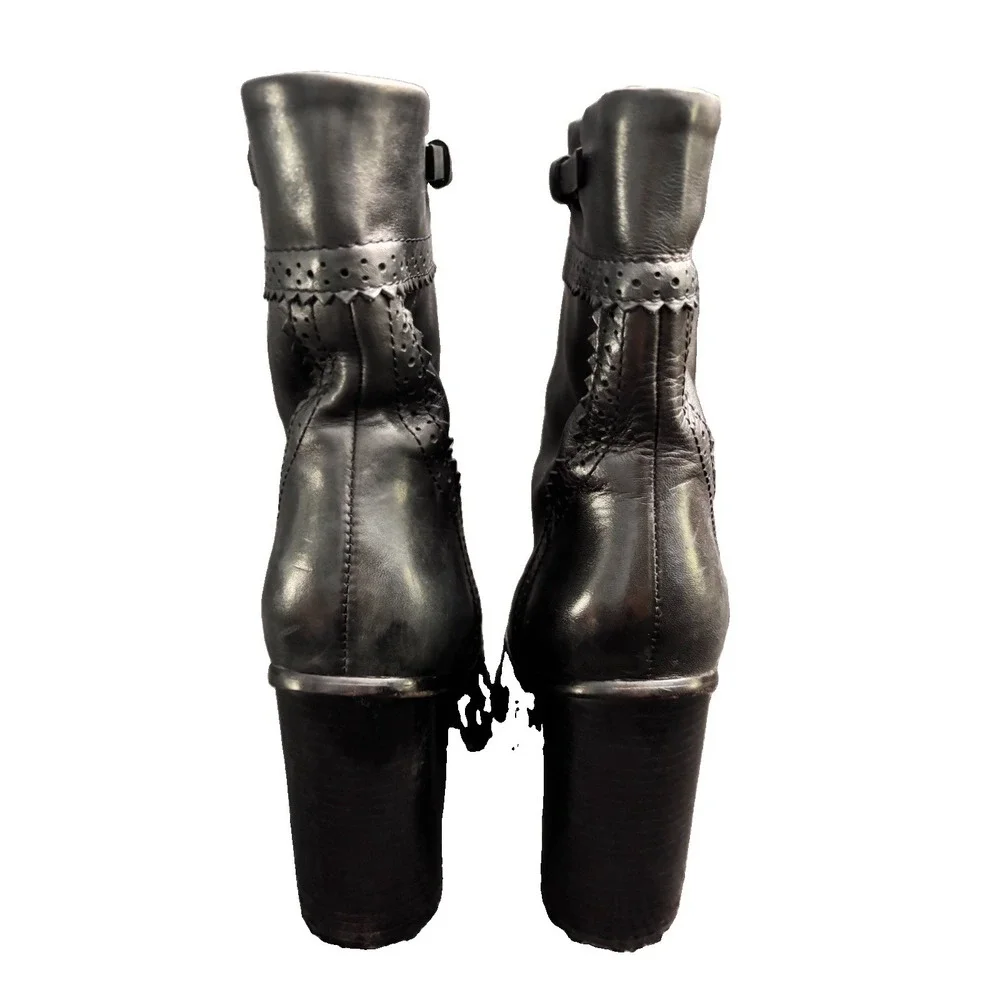 Tory Burch Black Leather Huxley Tassel Ankle Boots Block Heel Women Size 8